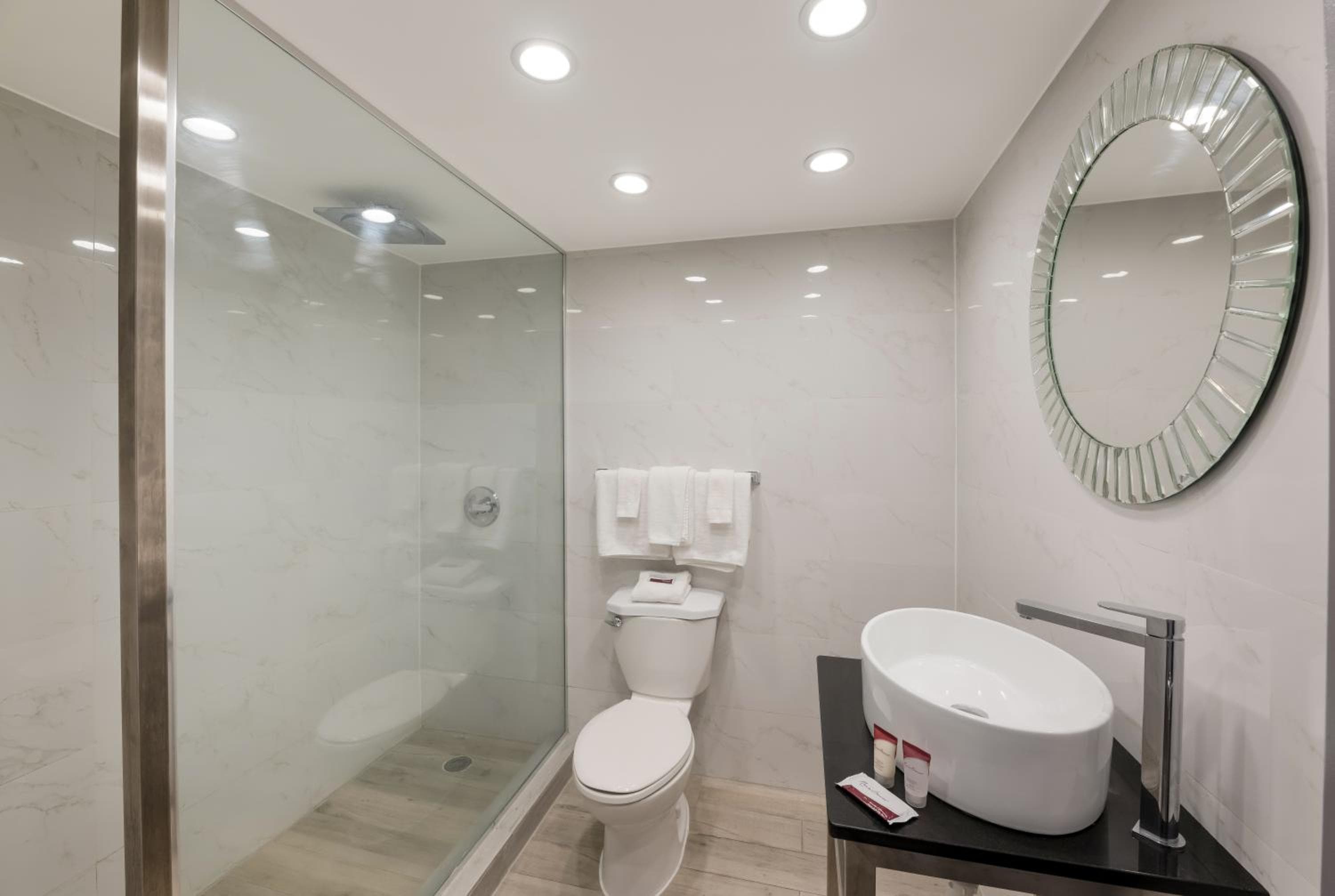 Essence Express Wayne