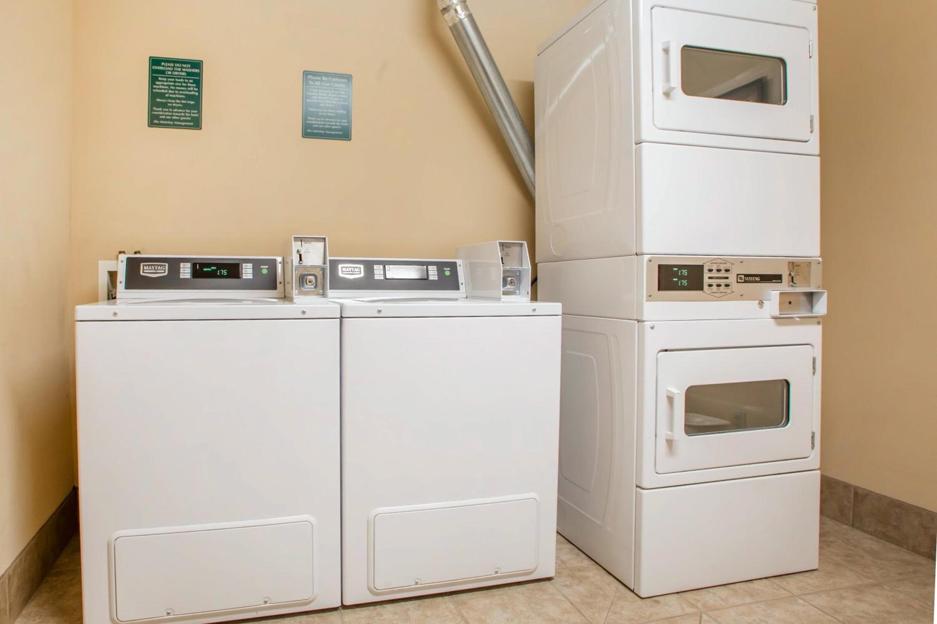 Hawthorn Extended Stay by Wyndham Oak Creek