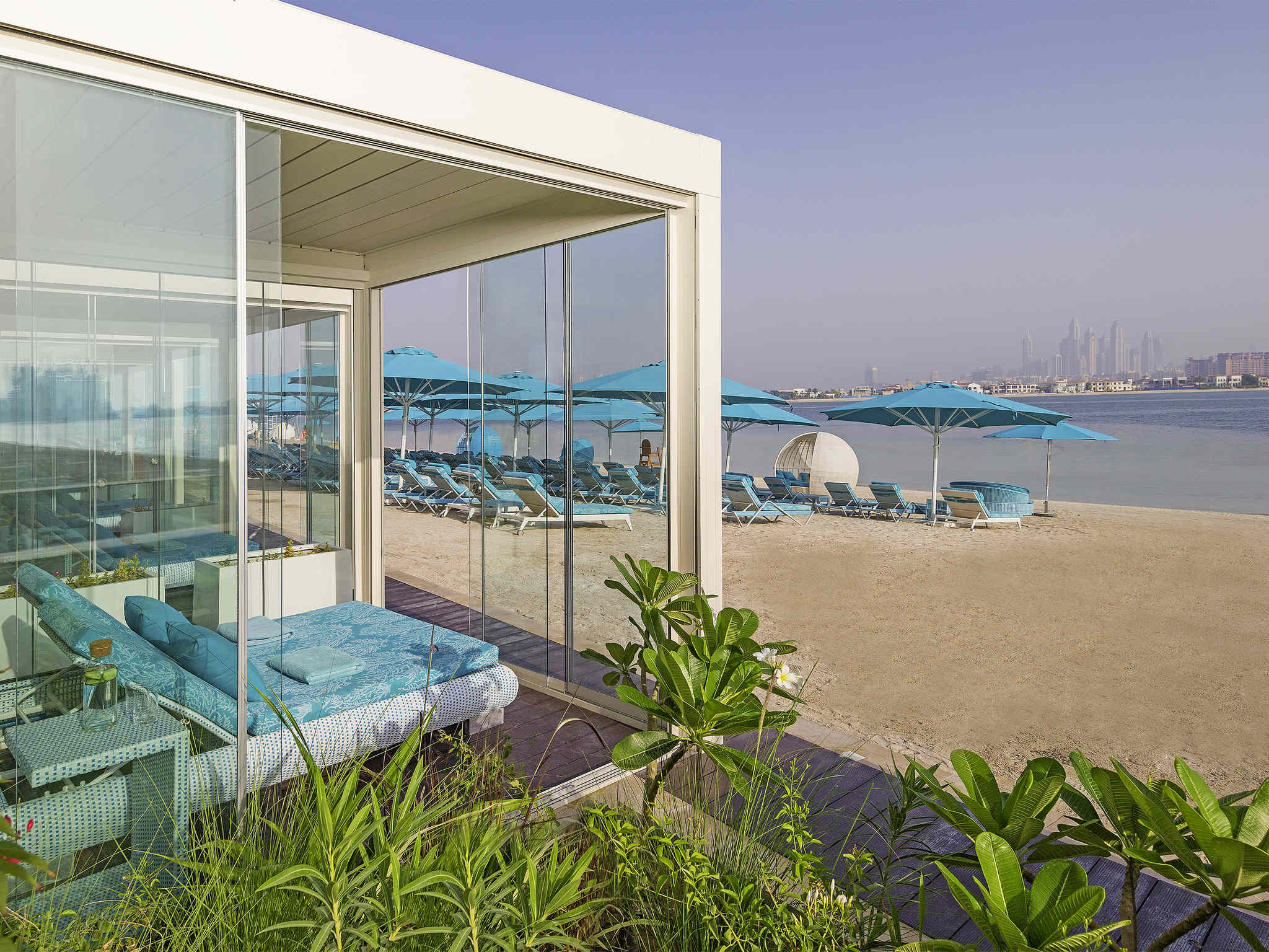 The Retreat Palm Dubai MGallery by Sofitel