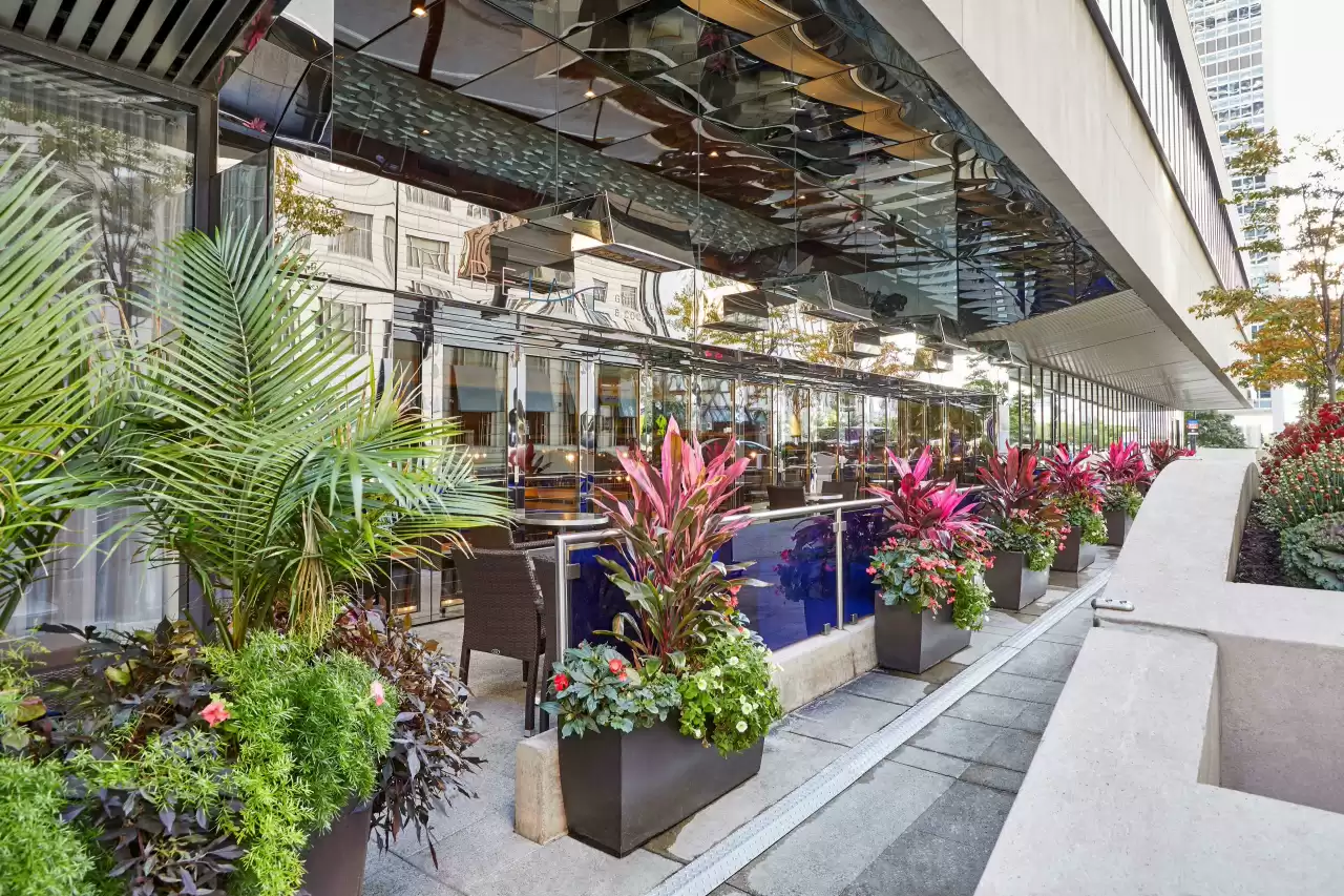 Radisson Blu Aqua Hotel, Chicago