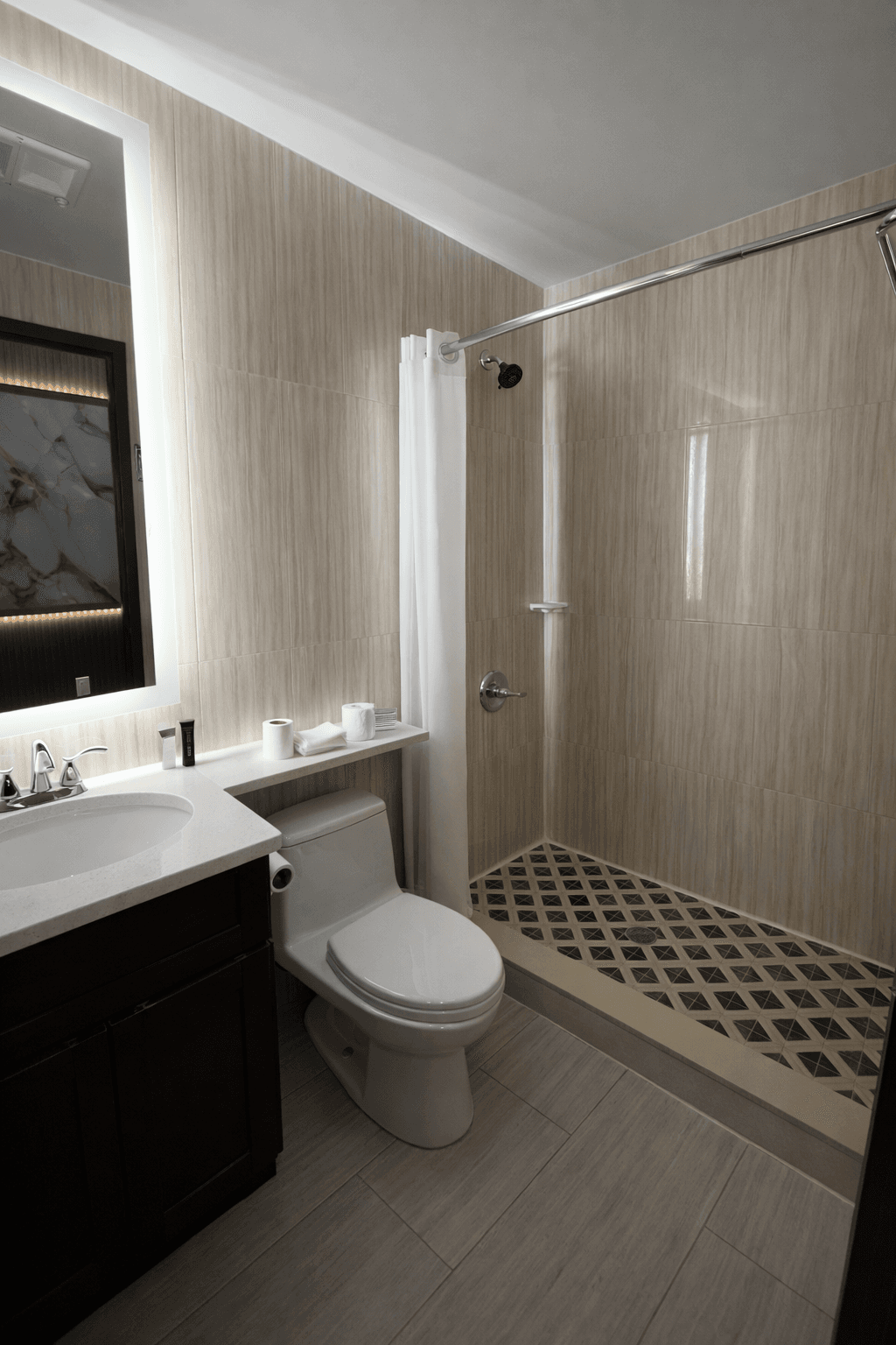 Grandview Hotel Near LGA Airport