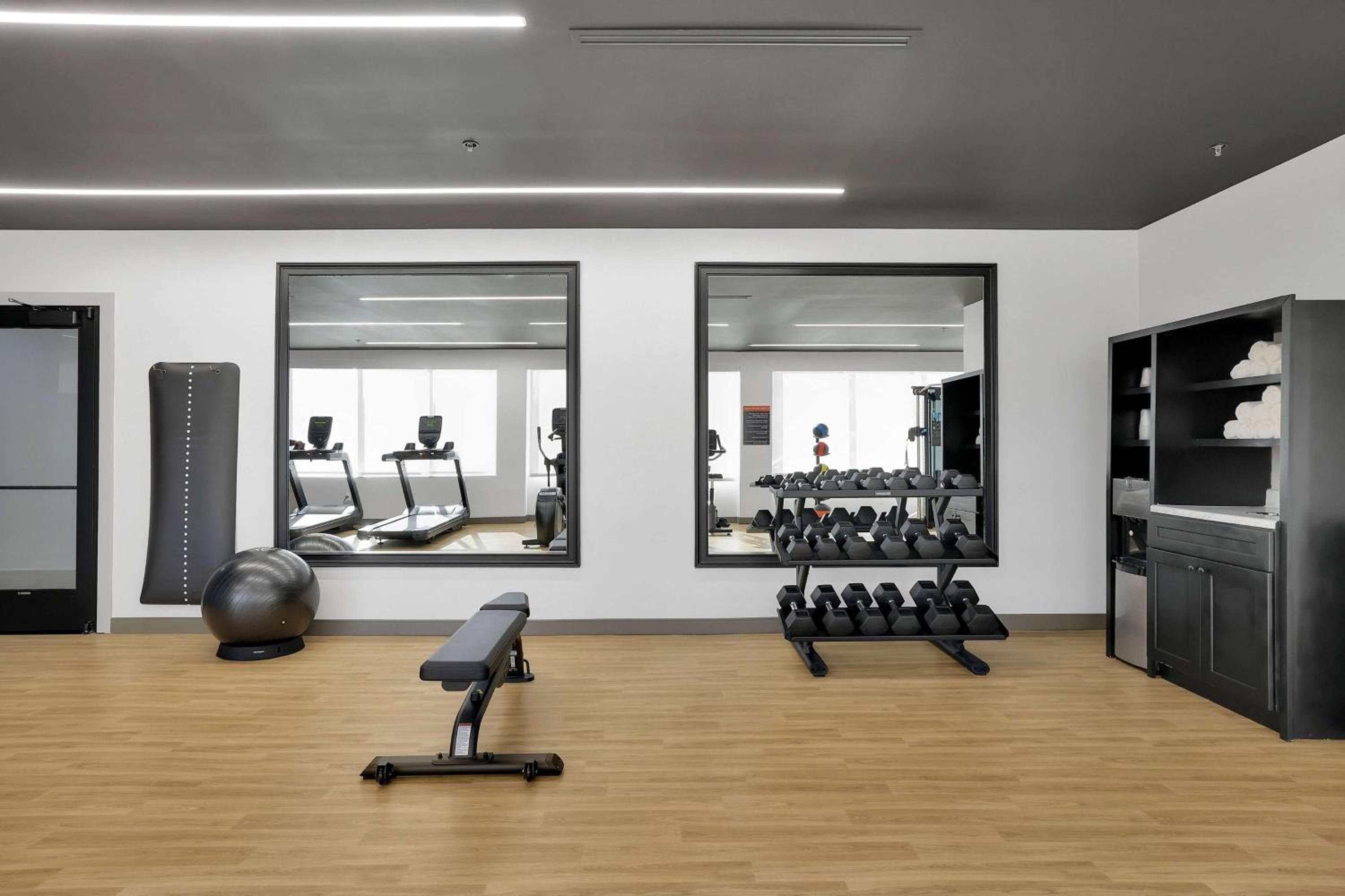 Holiday Inn Express & Suites Washington DC - NoMa