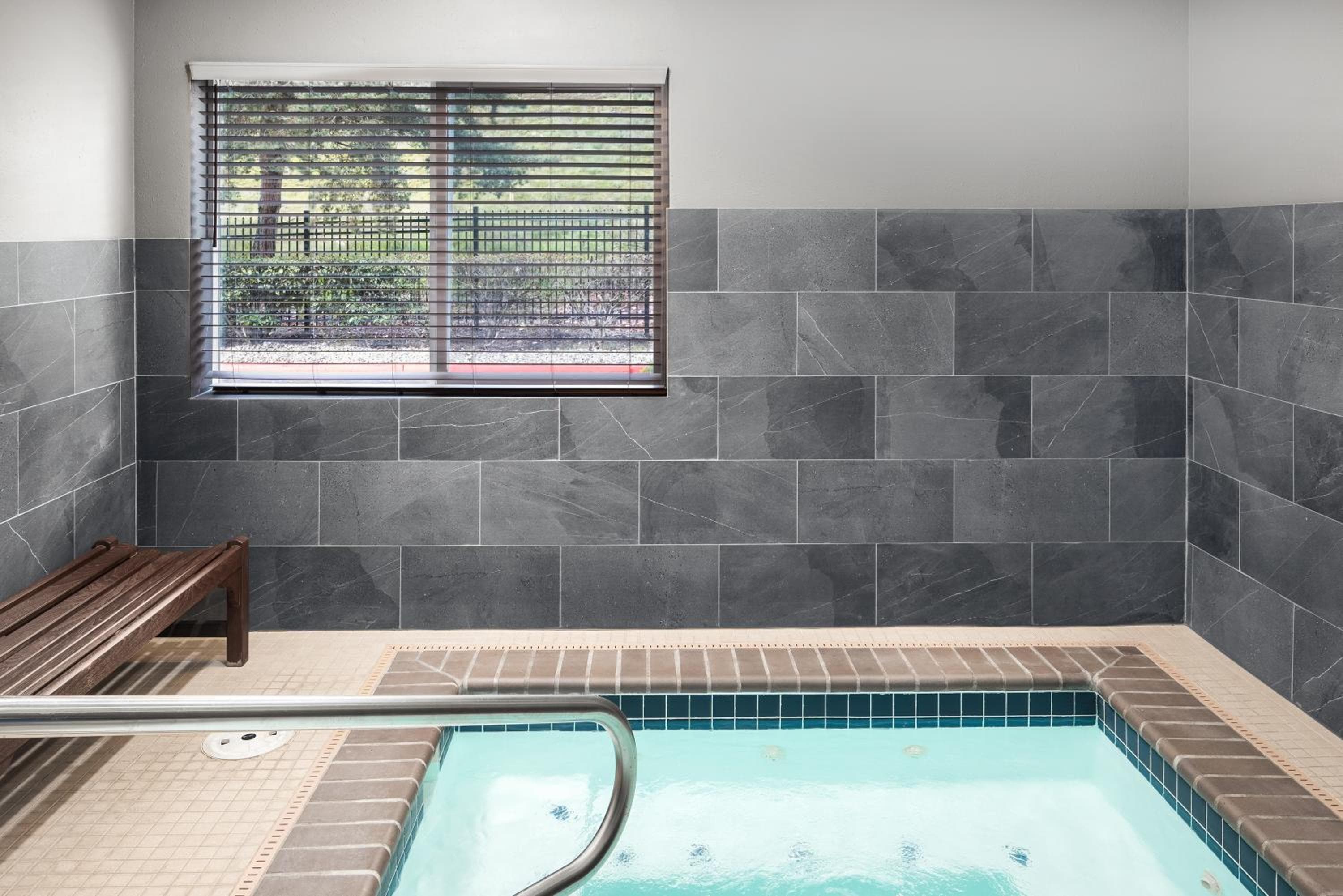 Garner Hotel - Auburn - Seattle