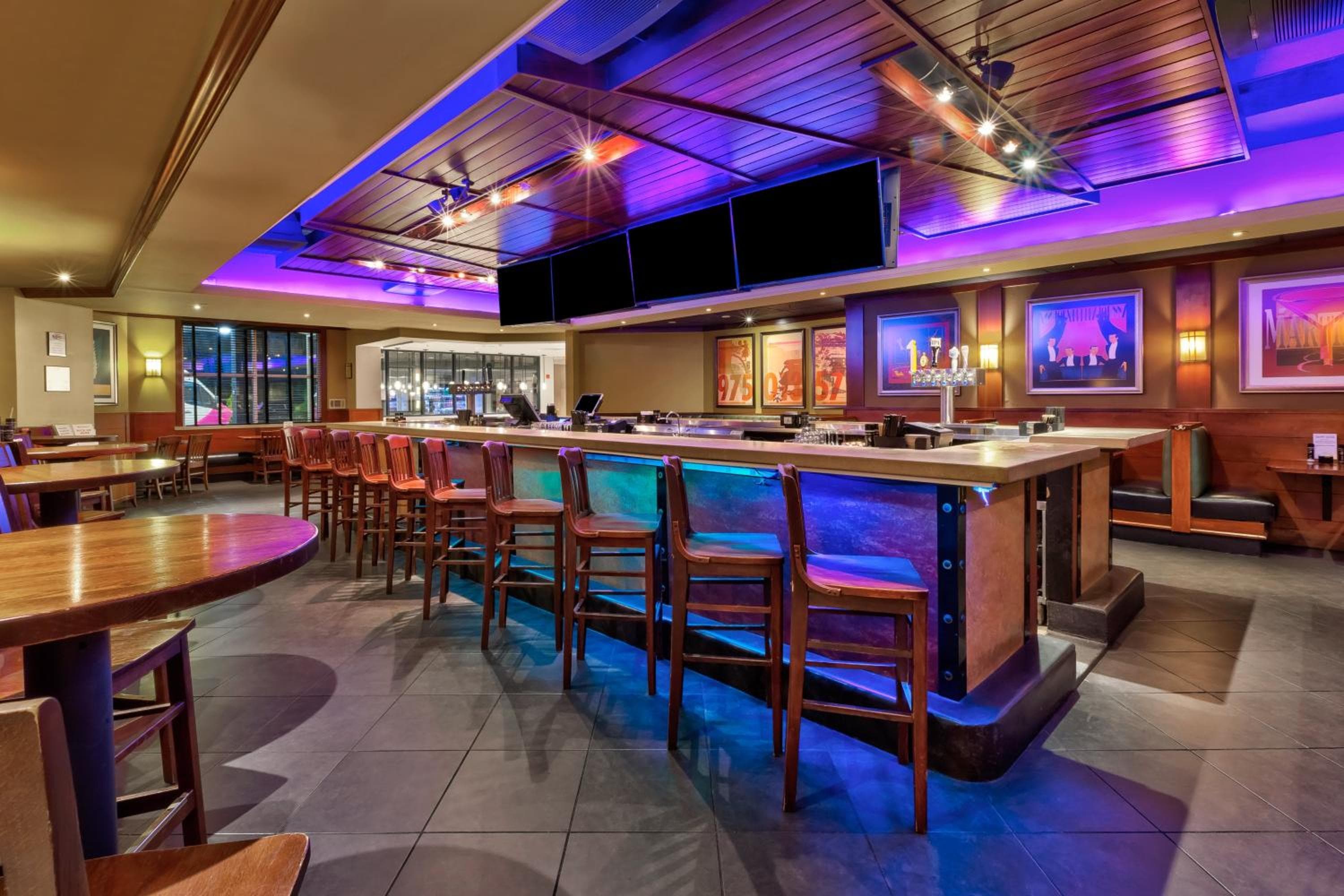 Crowne Plaza Dulles Airport by IHG