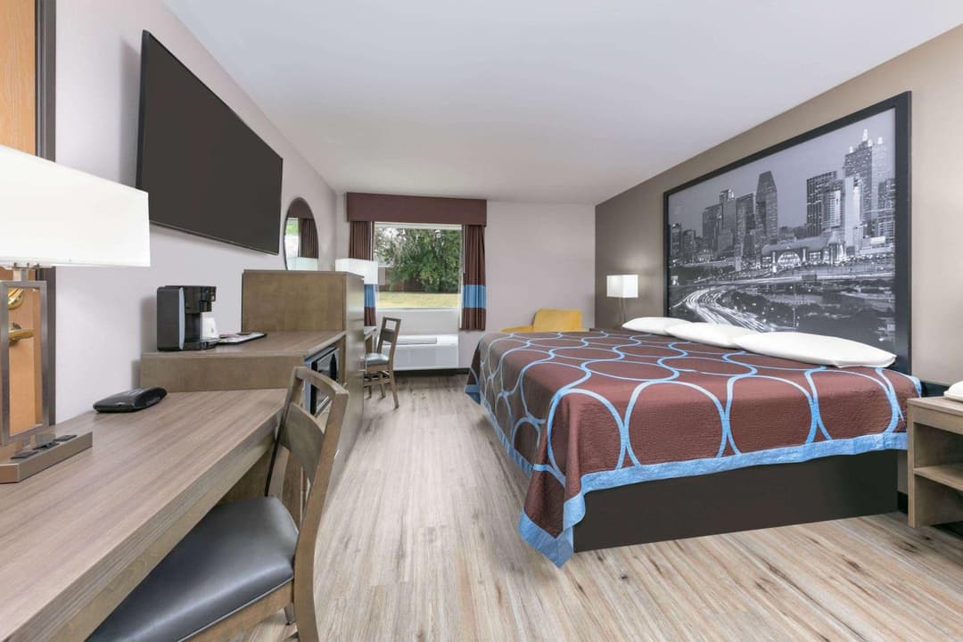 Super 8 by Wyndham Waxahachie TX