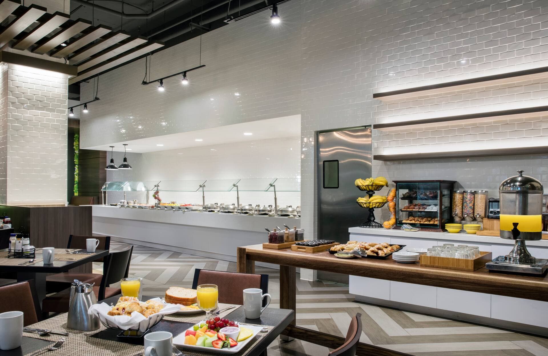 DoubleTree by Hilton Miami Airport & Convention Center