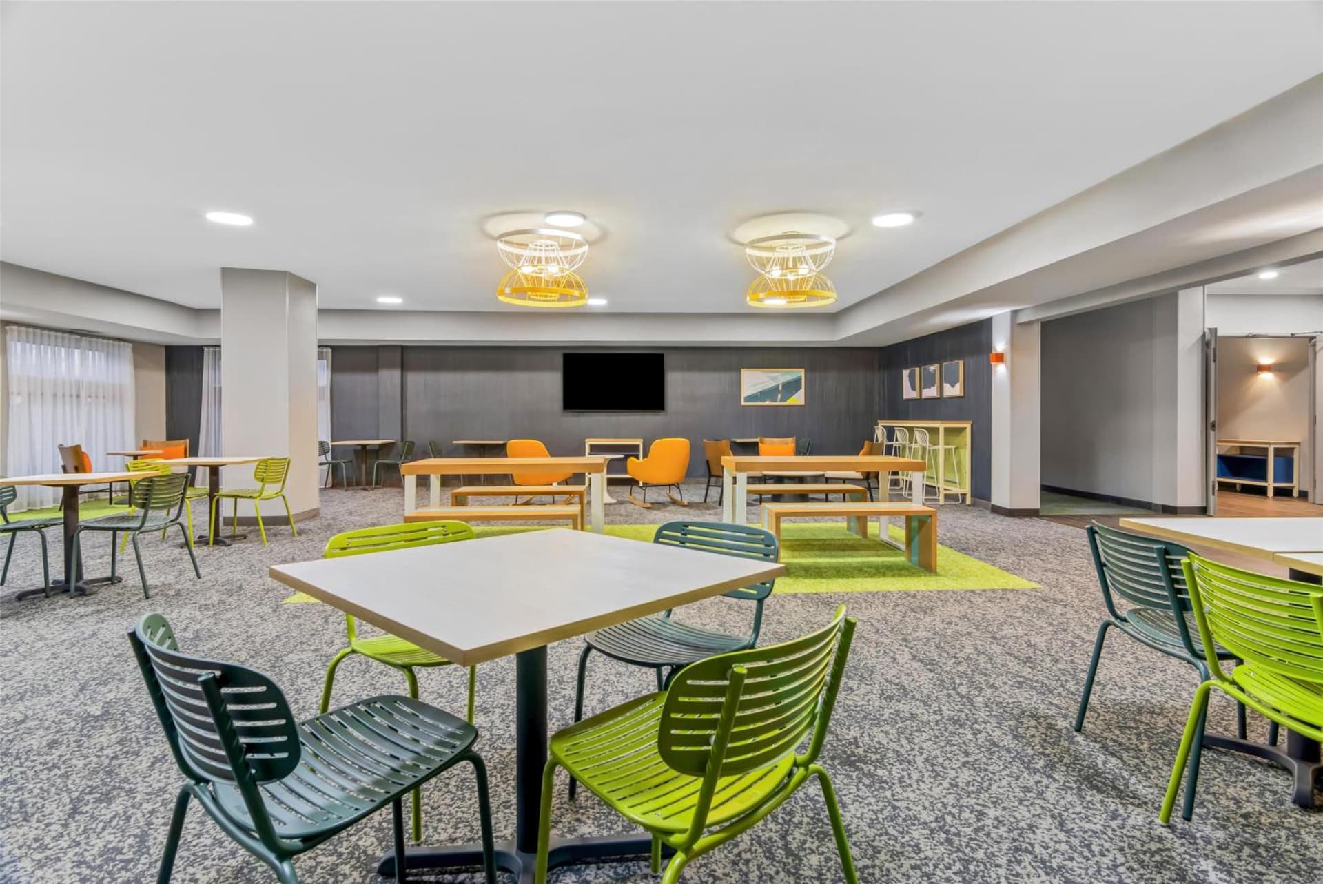 Spark By Hilton Merrillville