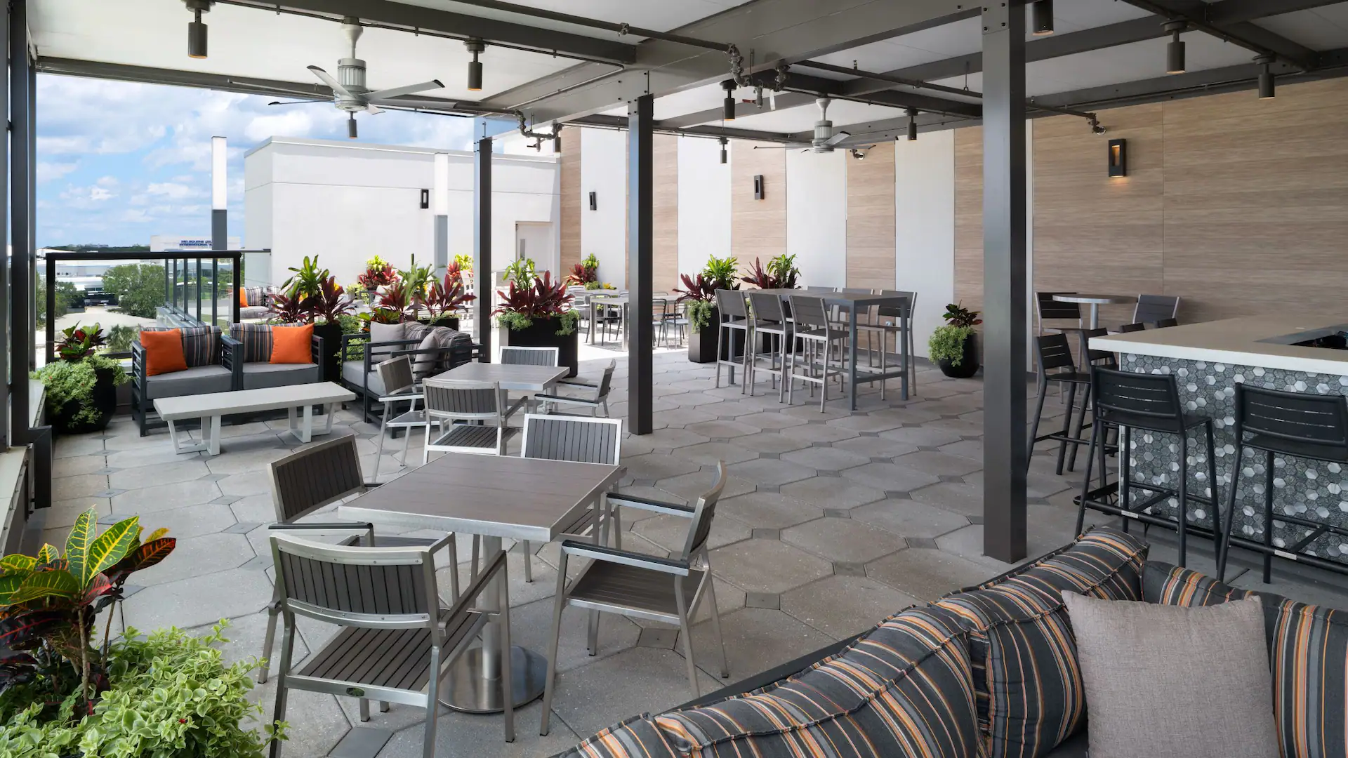 Hyatt Place Melbourne Airport