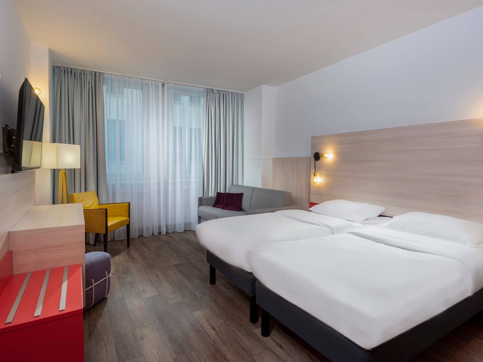 greet Berlin Alexanderplatz