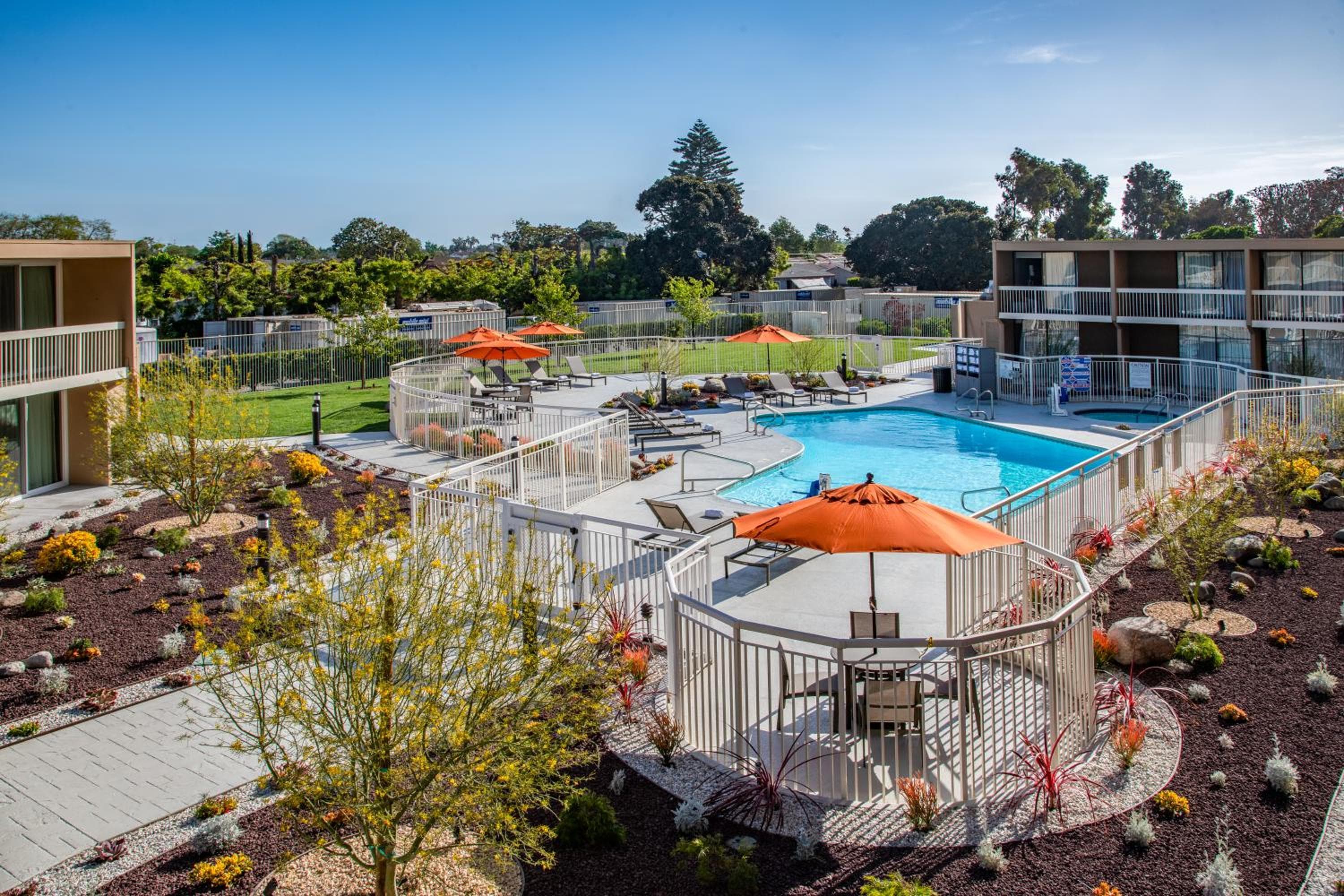 Holiday Inn Oxnard - Ventura by IHG