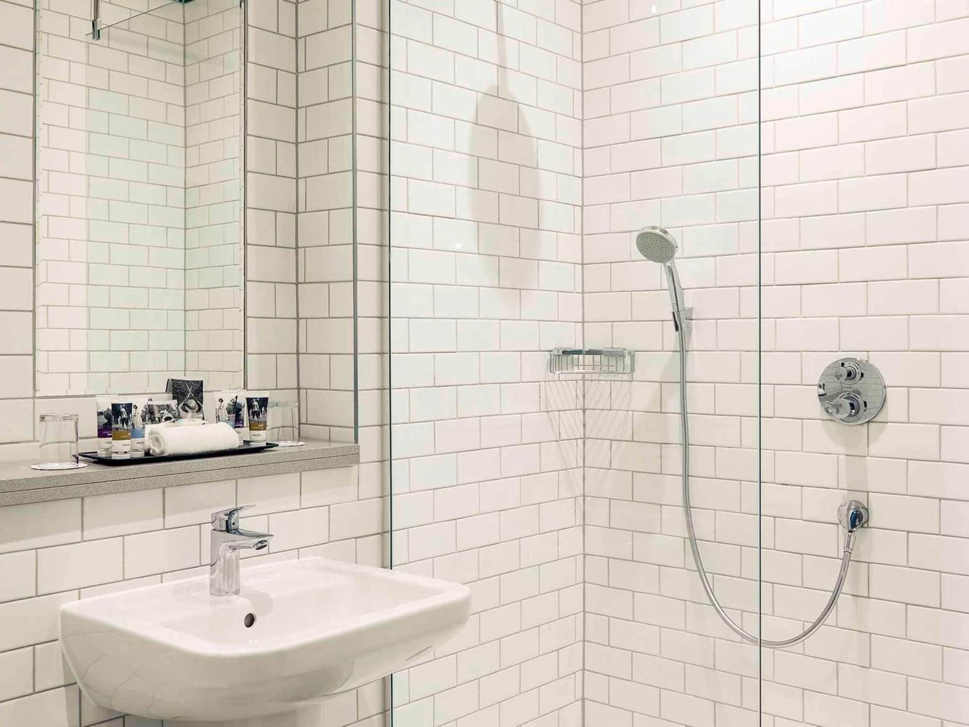 Bristol Grand Hotel By Sunday
