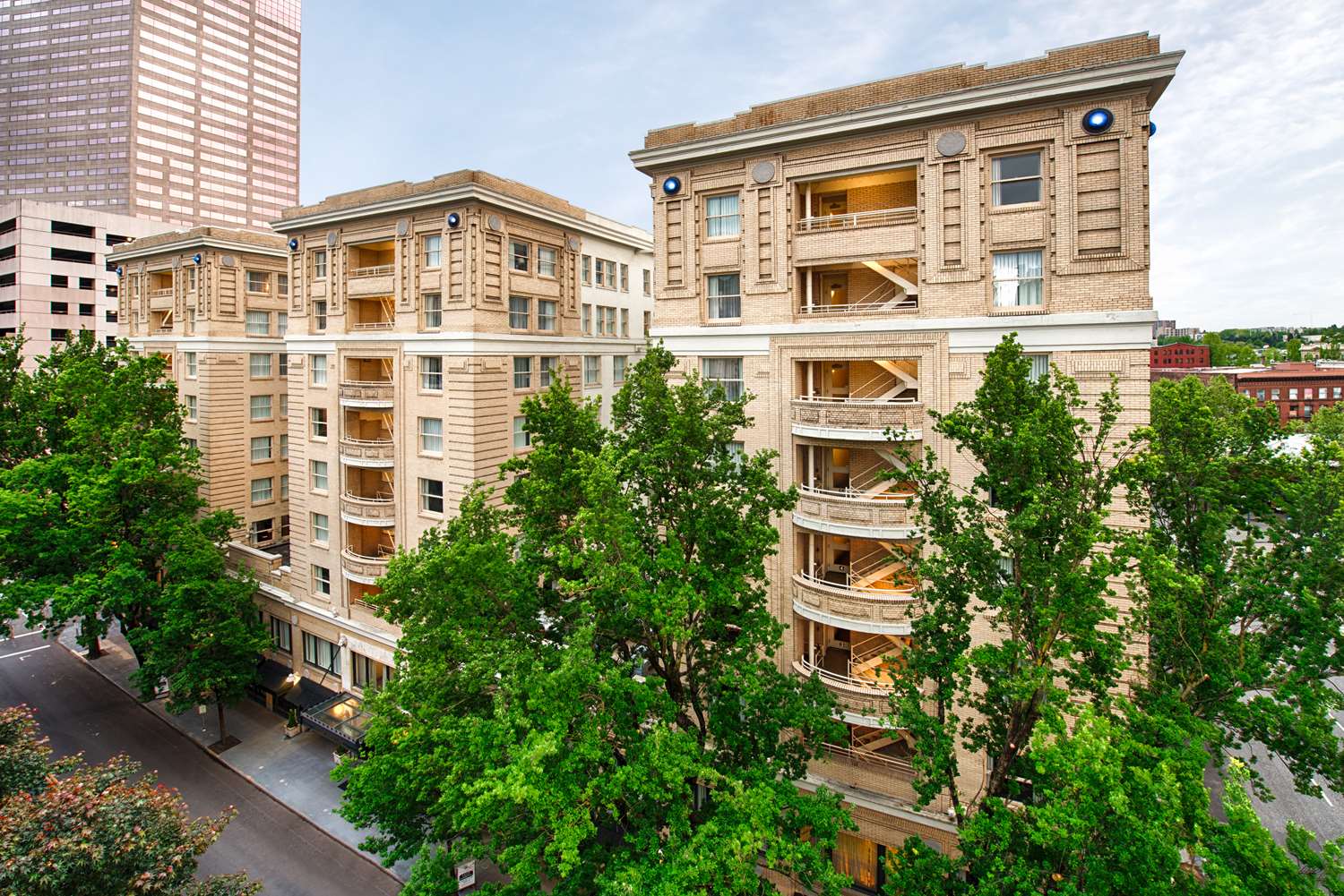 Embassy Suites by Hilton Portland Downtown