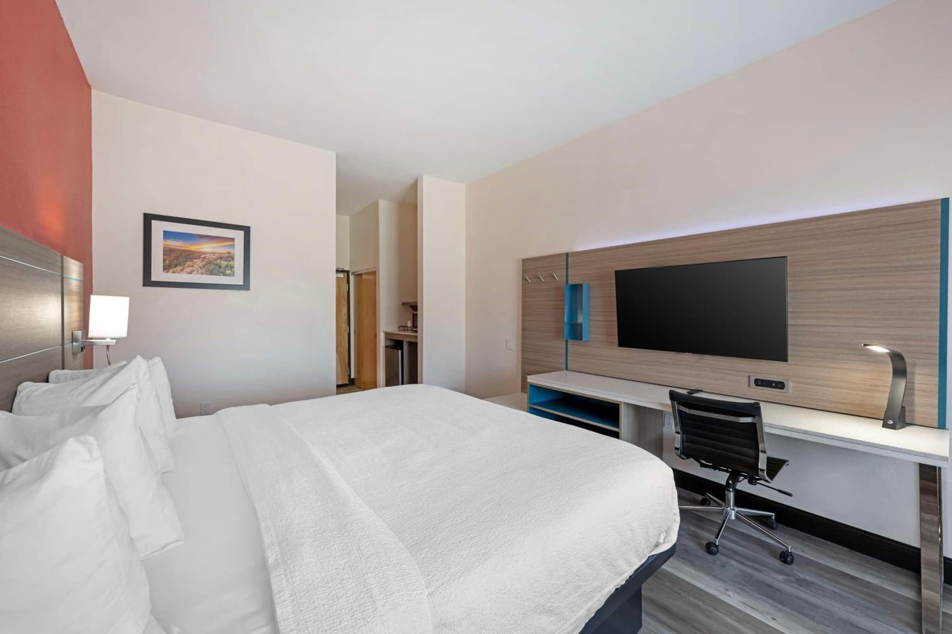 Best Western Plus Executive Residency Carlsbad Hotel