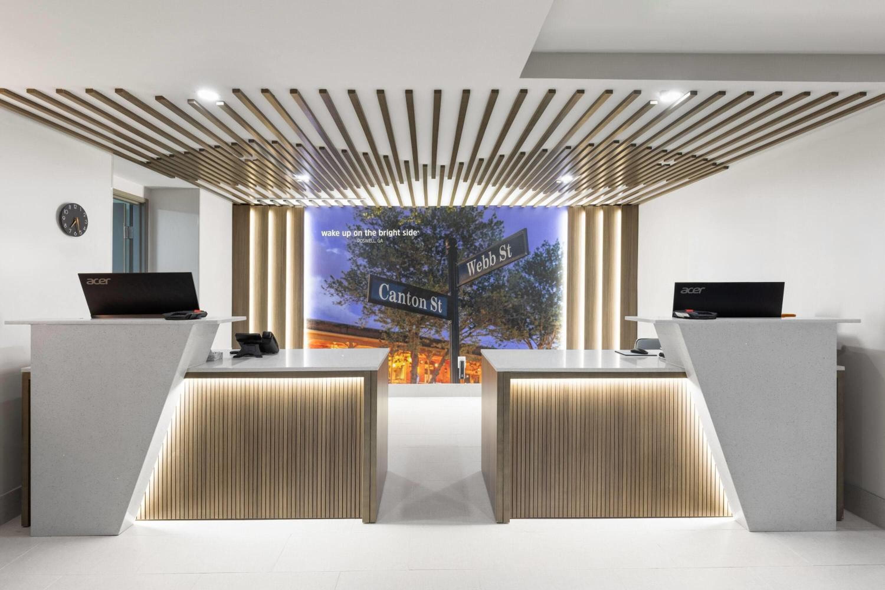 La Quinta Inn & Suites by Wyndham Atlanta Roswell