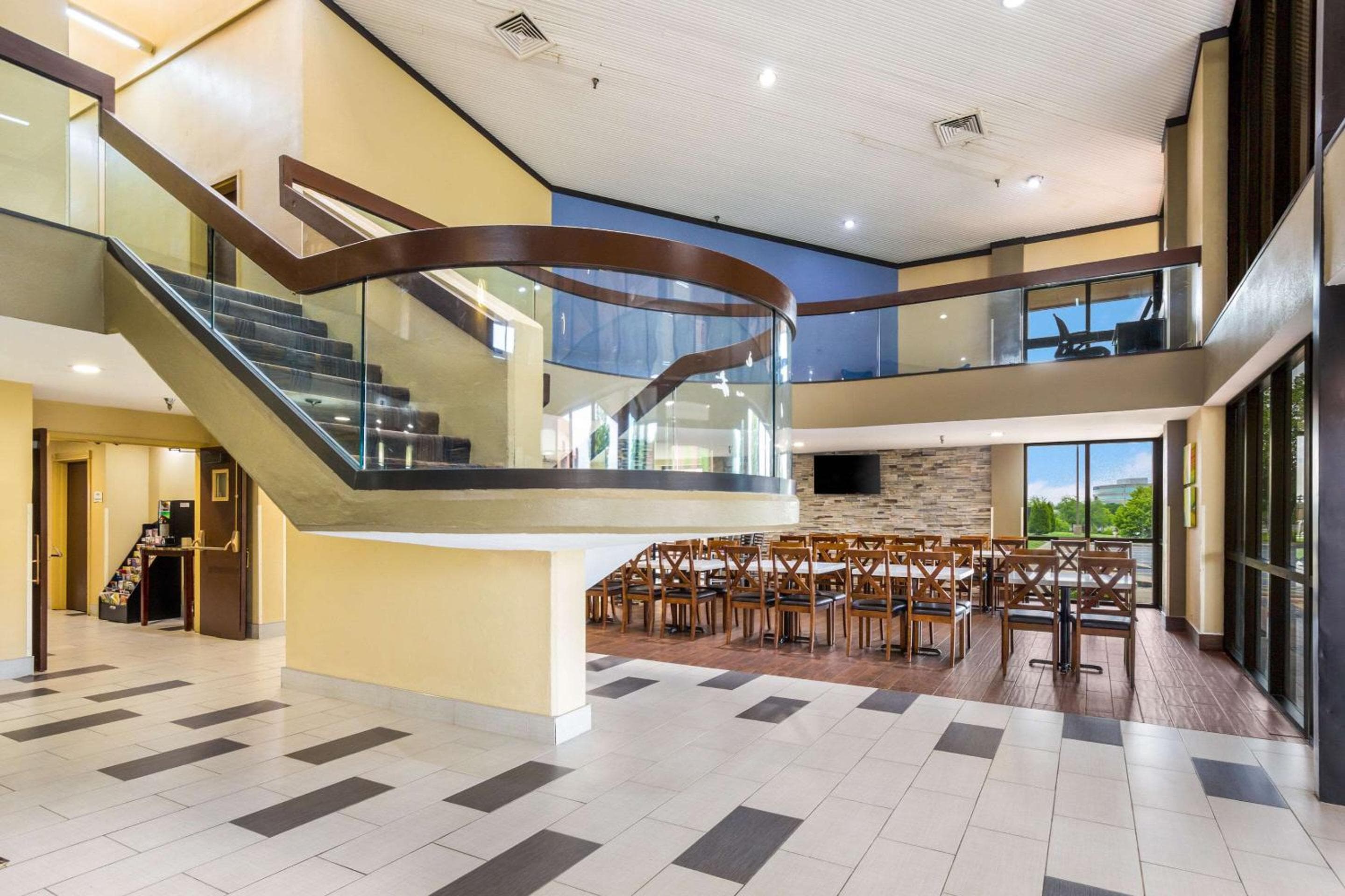 Quality Inn & Suite Florence - Cincinnati South