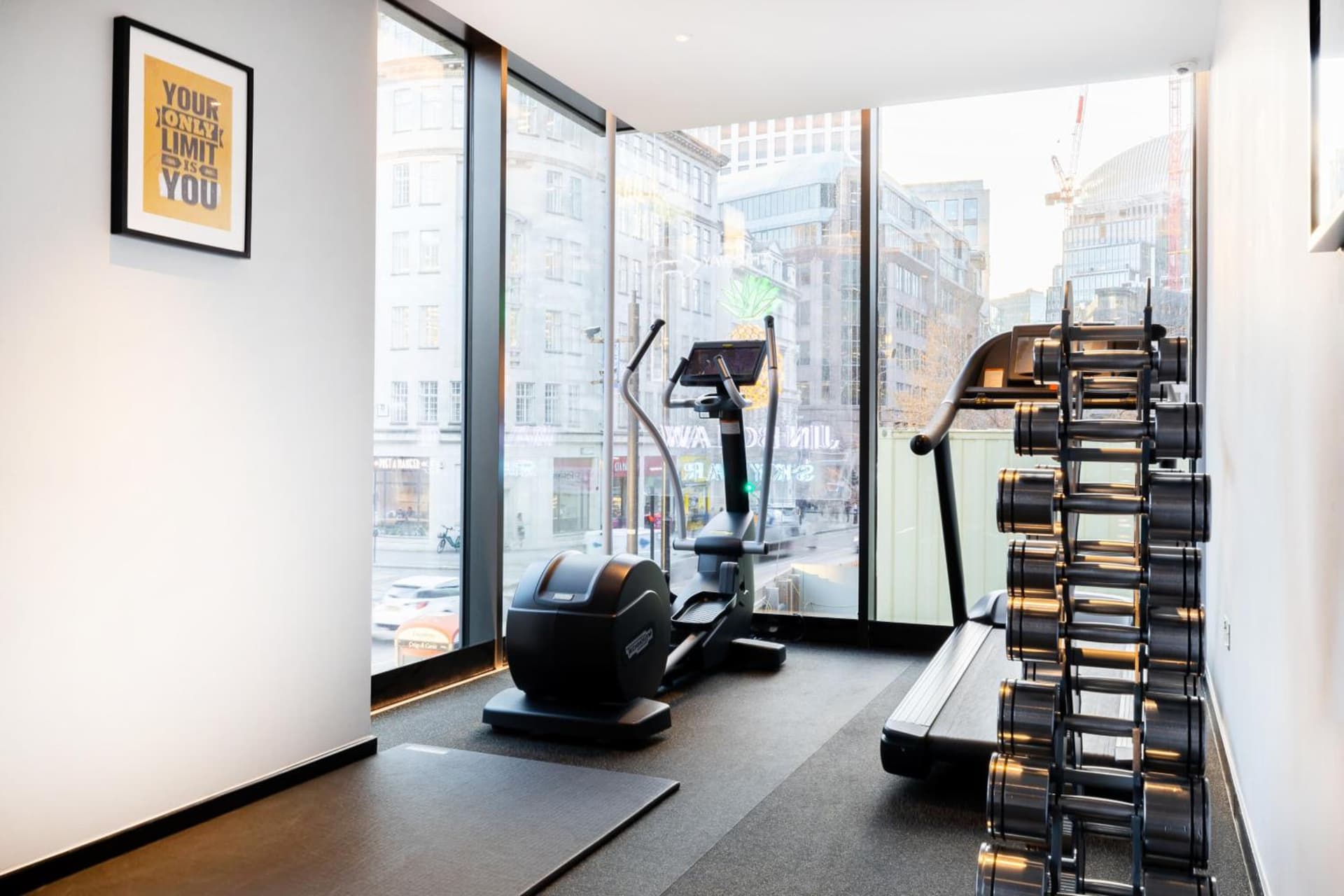 Leonardo Hotel London Aldgate