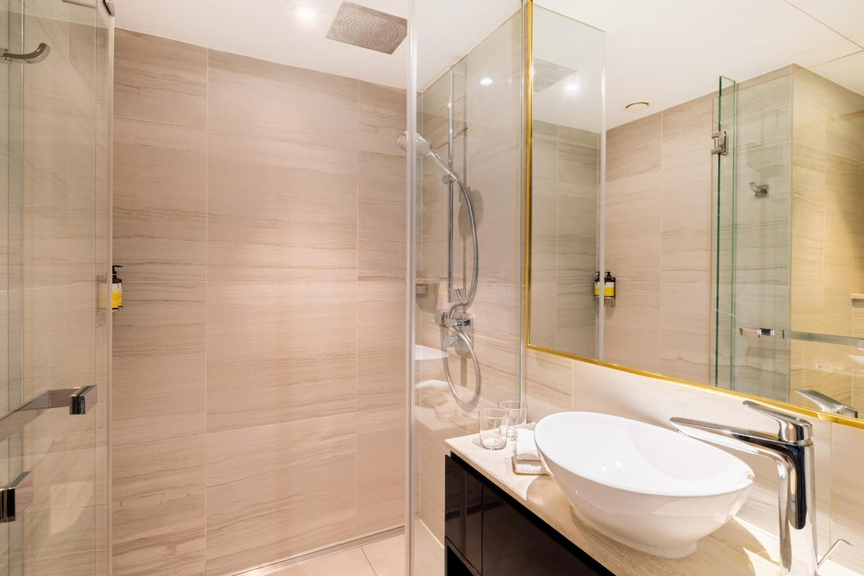 Leonardo Hotel London Aldgate