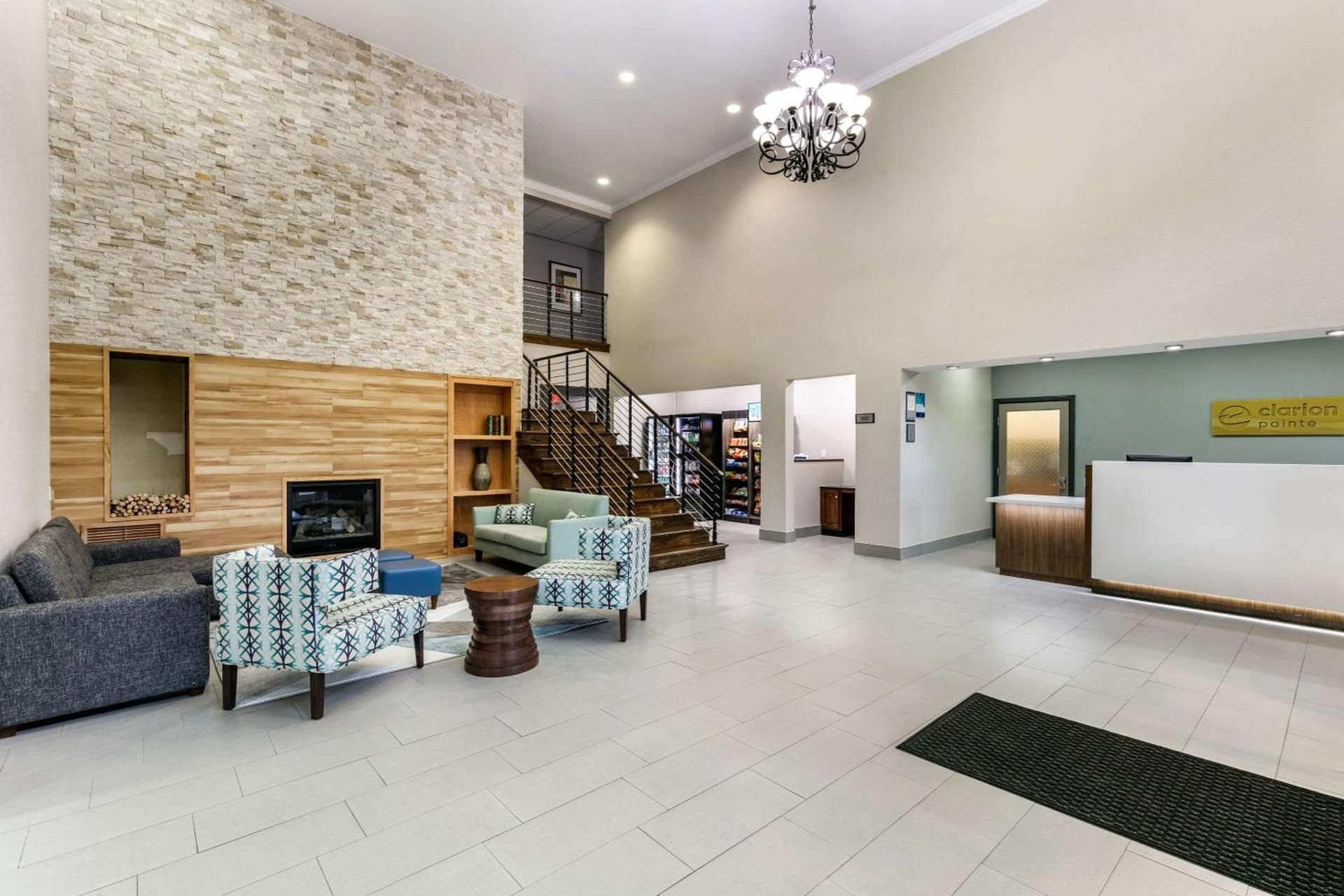 Clarion Pointe Columbus-Bradley Park