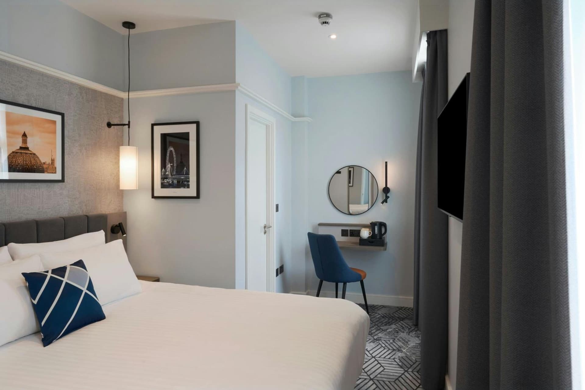 Four Points Flex by Sheraton London Victoria