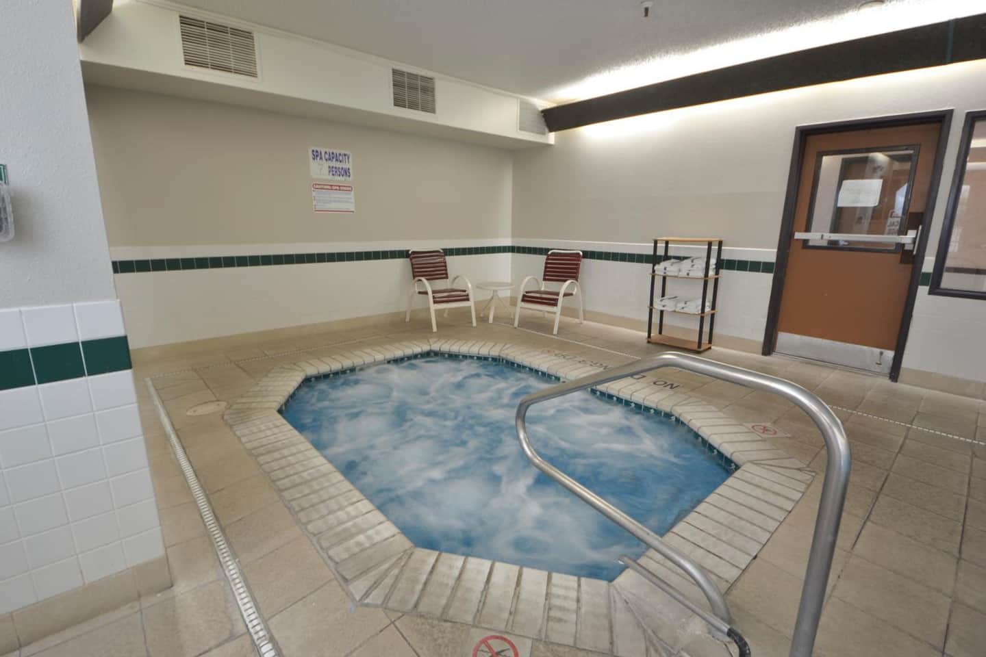 Days Inn & Suites by Wyndham Airport Albuquerque