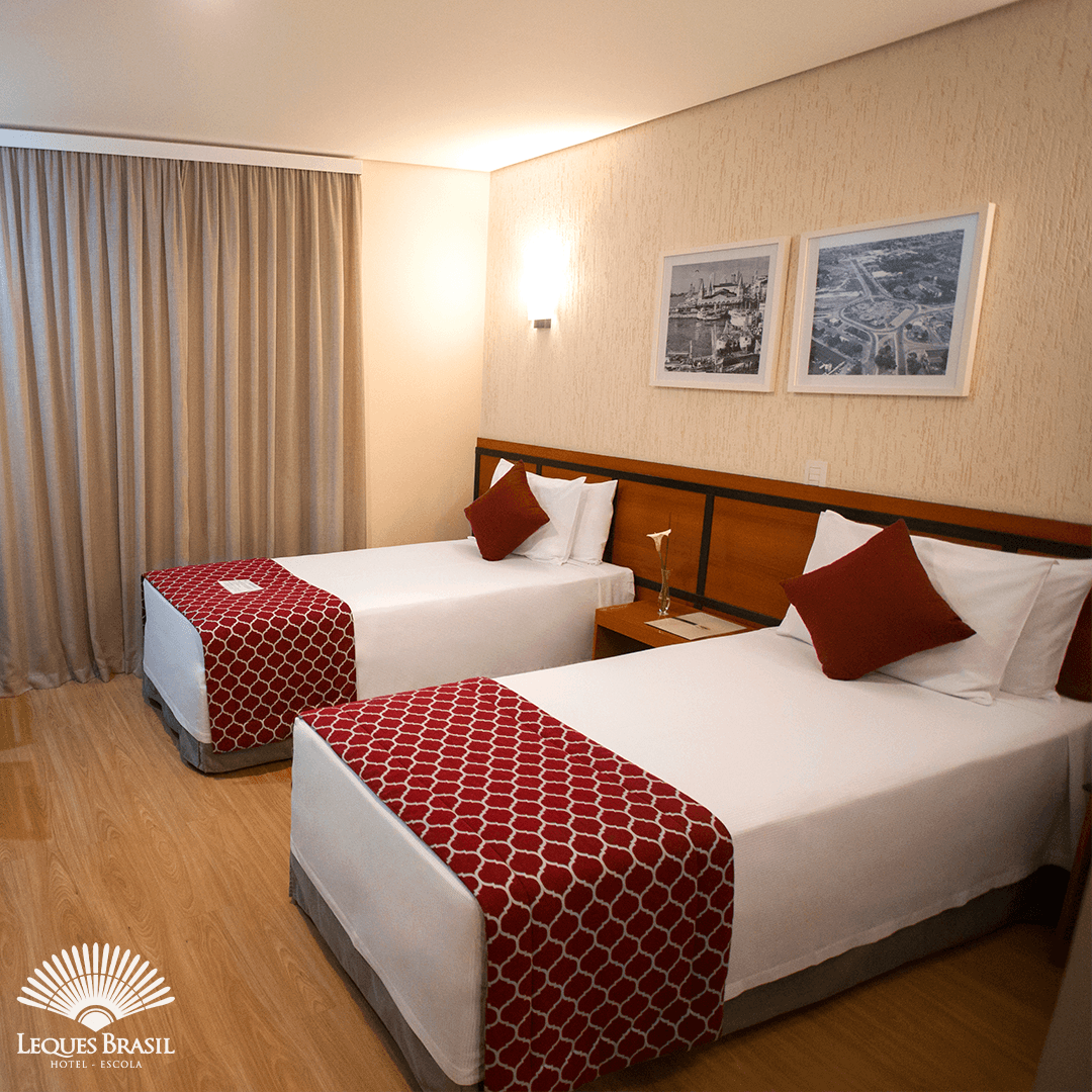 Leques Brasil Hotel Escola