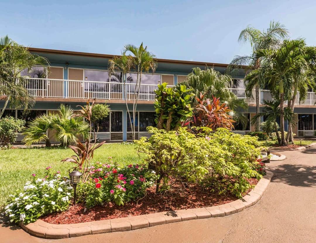 Rodeway Inn & Suites Fort Lauderdale Airport / Cruise Port