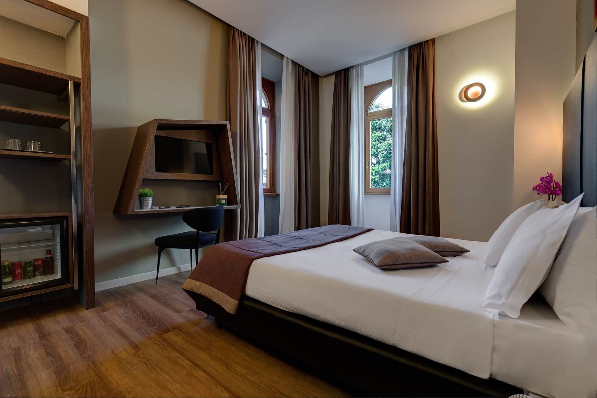 Al Manthia Hotel