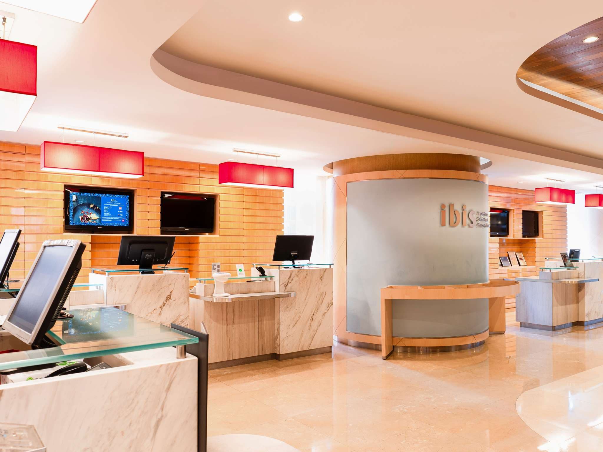 Ibis Hong Kong Central and Sheung Wan Hotel