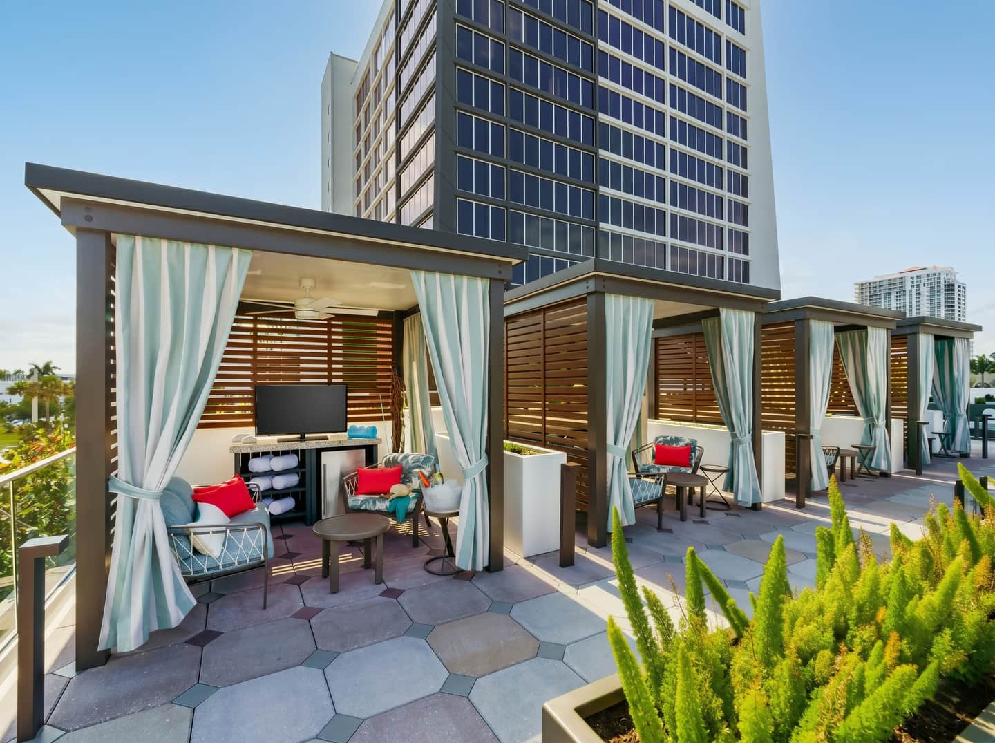 Courtyard by Marriott Oceanside Fort Lauderdale Beach